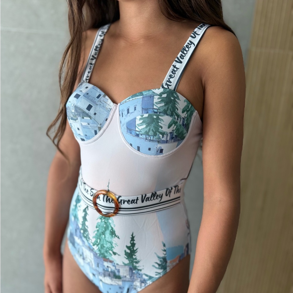 One Piece Swimsuit with Structured Bust. Gorgeous style!